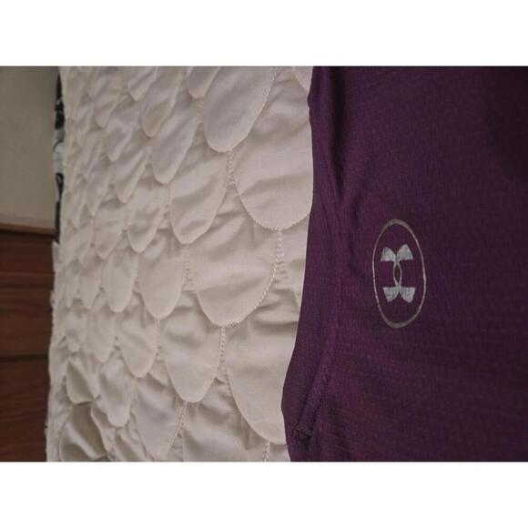 Under Armour Women's Purple HeatGear V-Neck Activewear Top XS - Picture 5 of 5